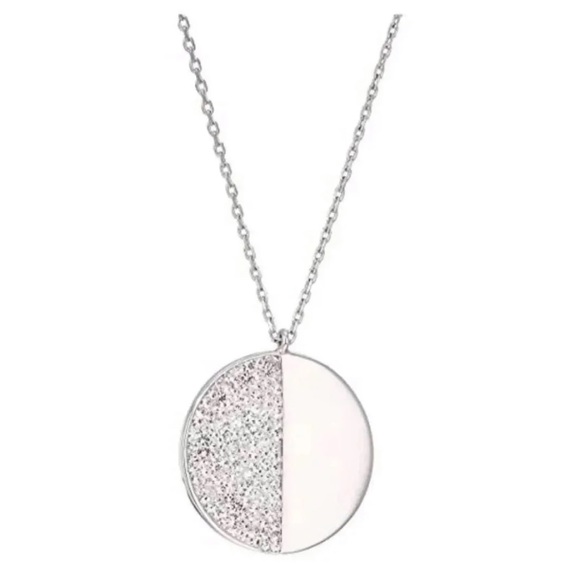 $78 Kate Spade mod scallop pave necklace
Silver tone - Picture 4 of 9